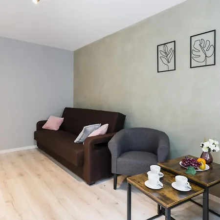 Lägenhet Family Rataje By Renters